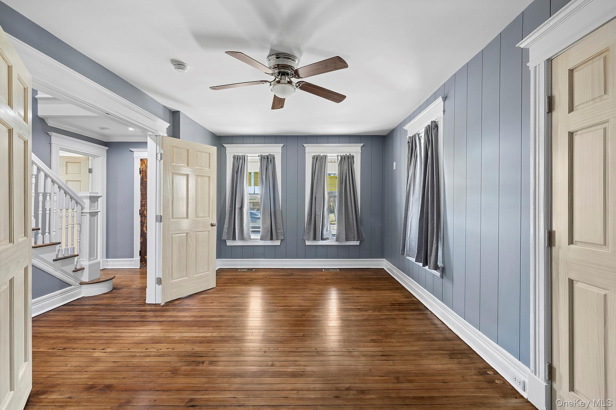 Single Family Main Road Suffolk County, NY 11901, MLS-976873-10
