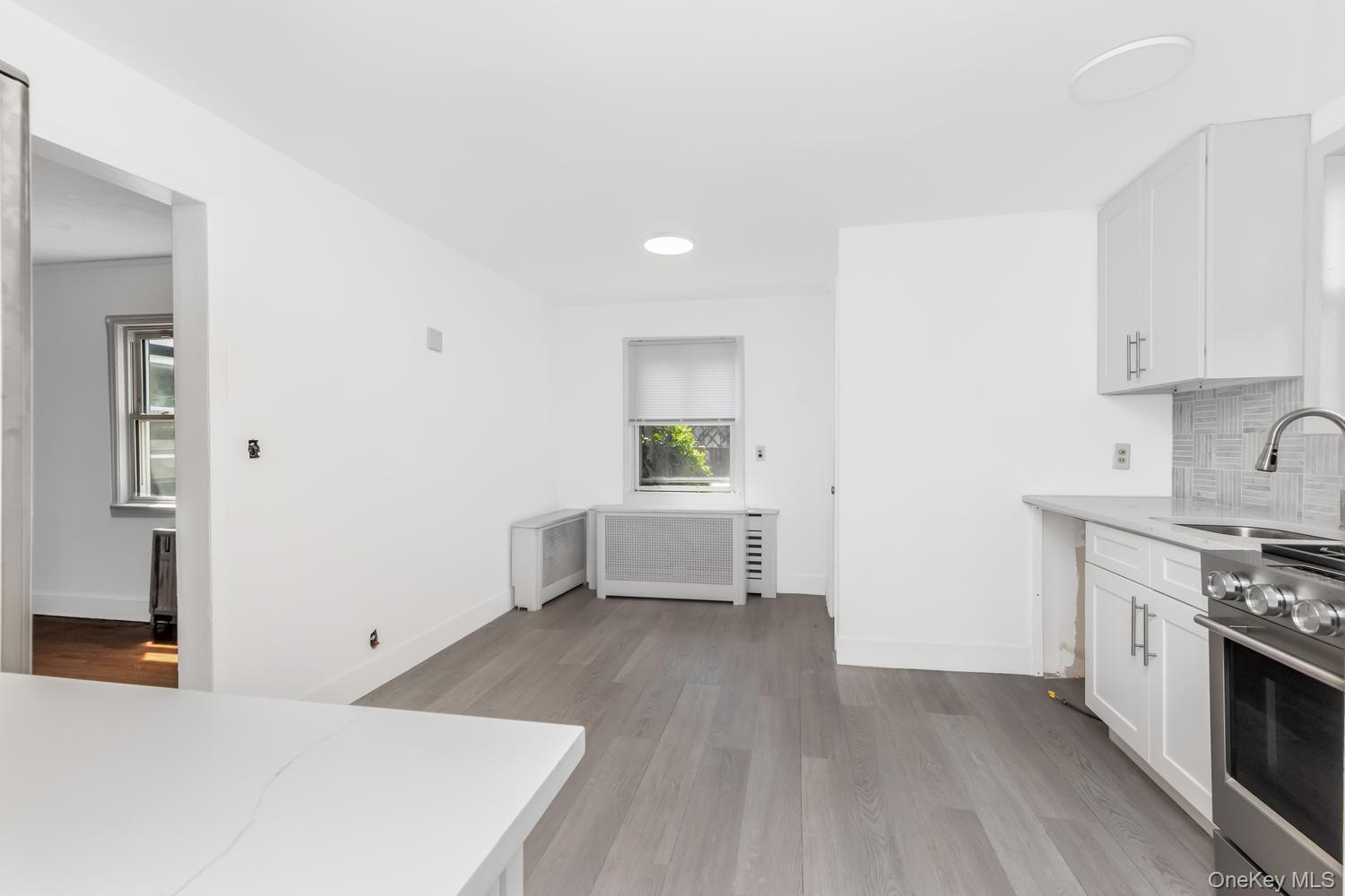 Single Family Emmett Place  Westchester County, NY 10703, MLS-976902-4