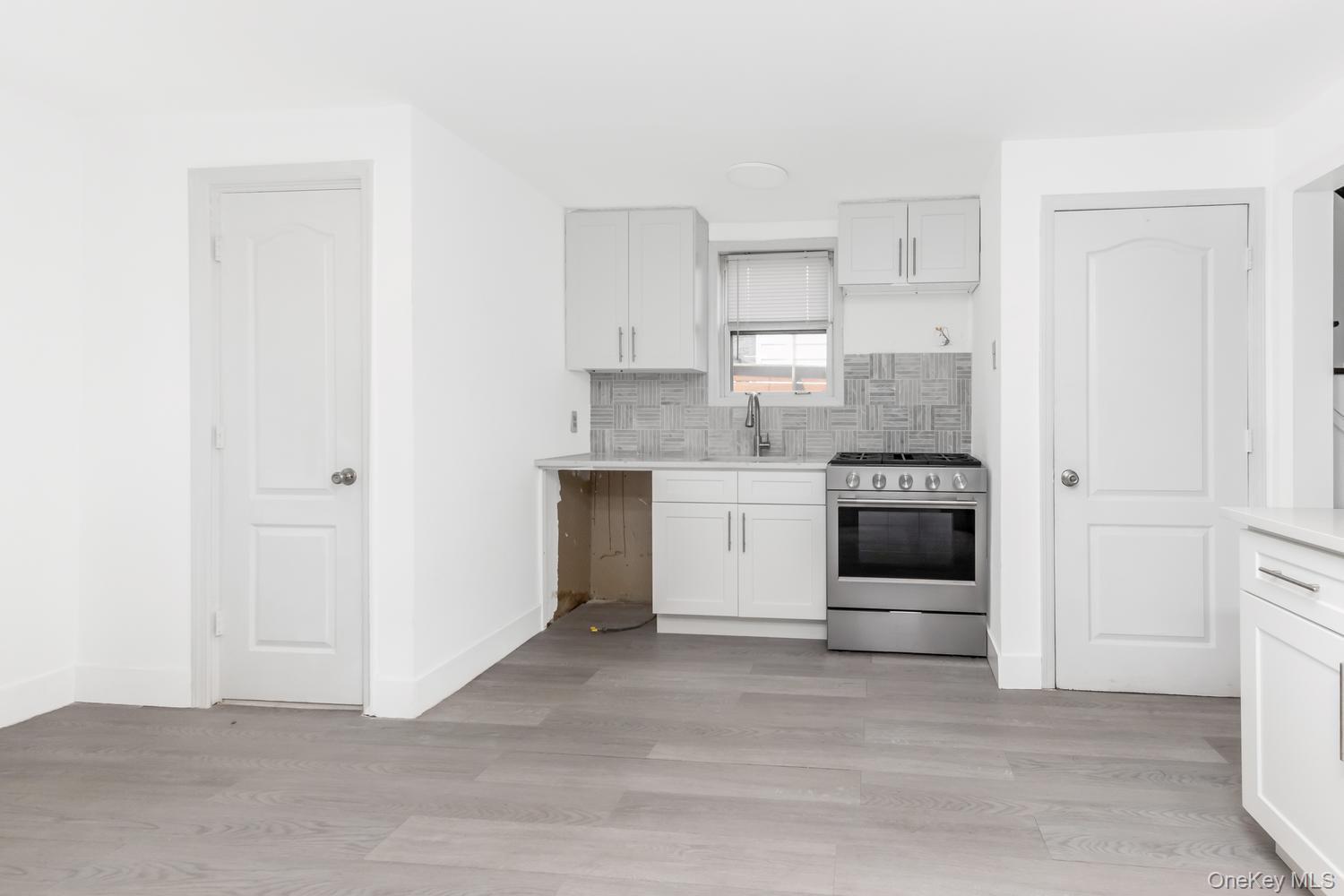 Single Family Emmett Place  Westchester County, NY 10703, MLS-976902-5