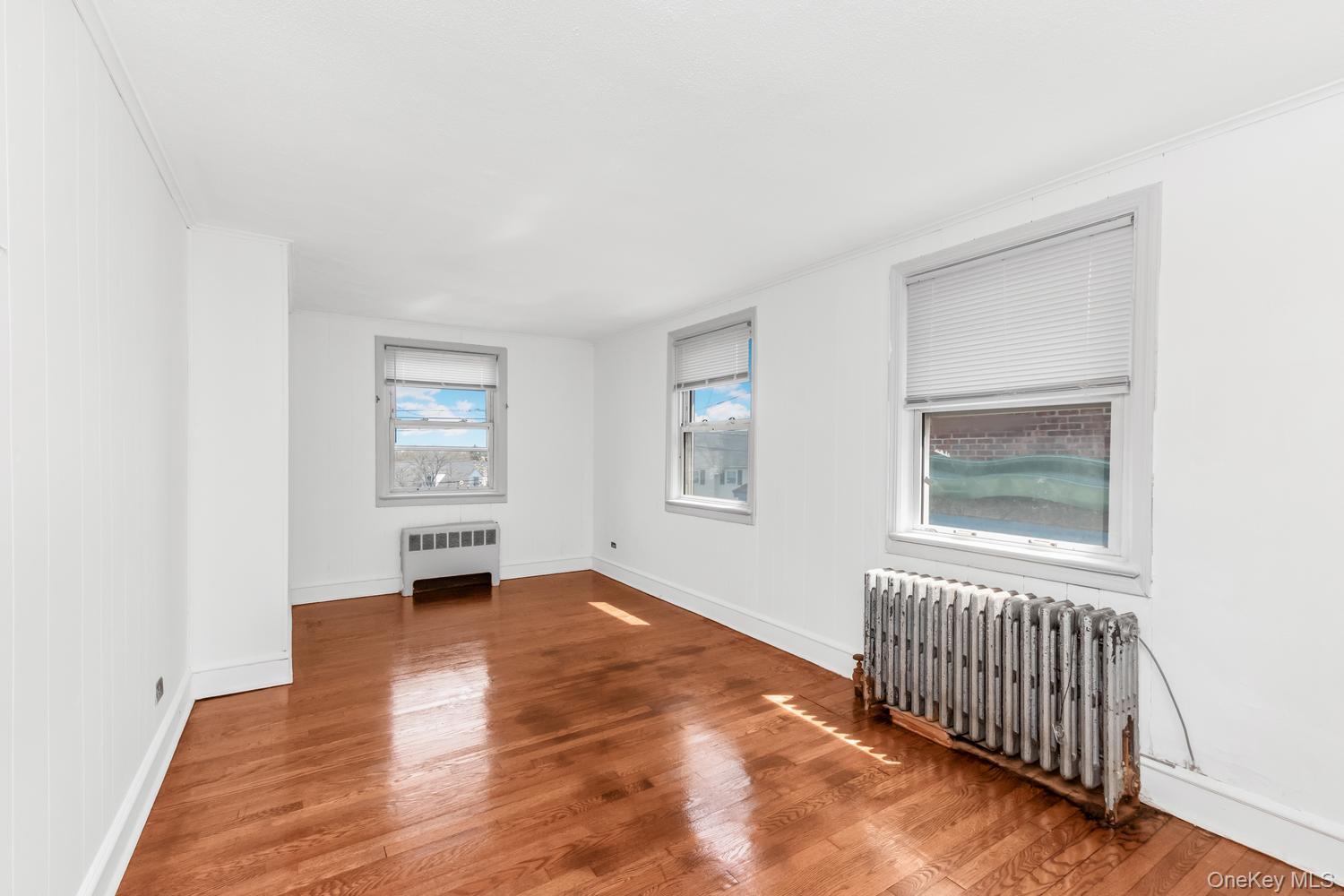 Single Family Emmett Place  Westchester County, NY 10703, MLS-976902-7