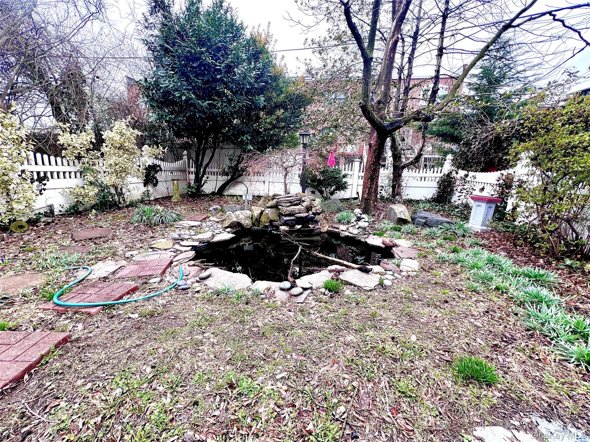 Single Family Eastchester  Bronx, NY 10469, MLS-976915-11