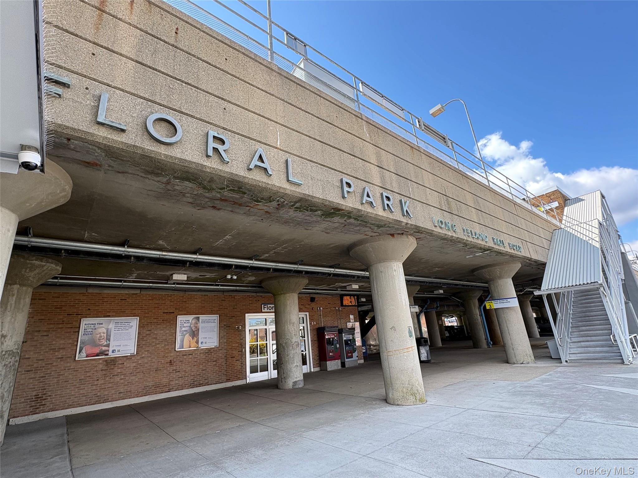 Coop Floral  Nassau County, NY 11001, MLS-976937-20