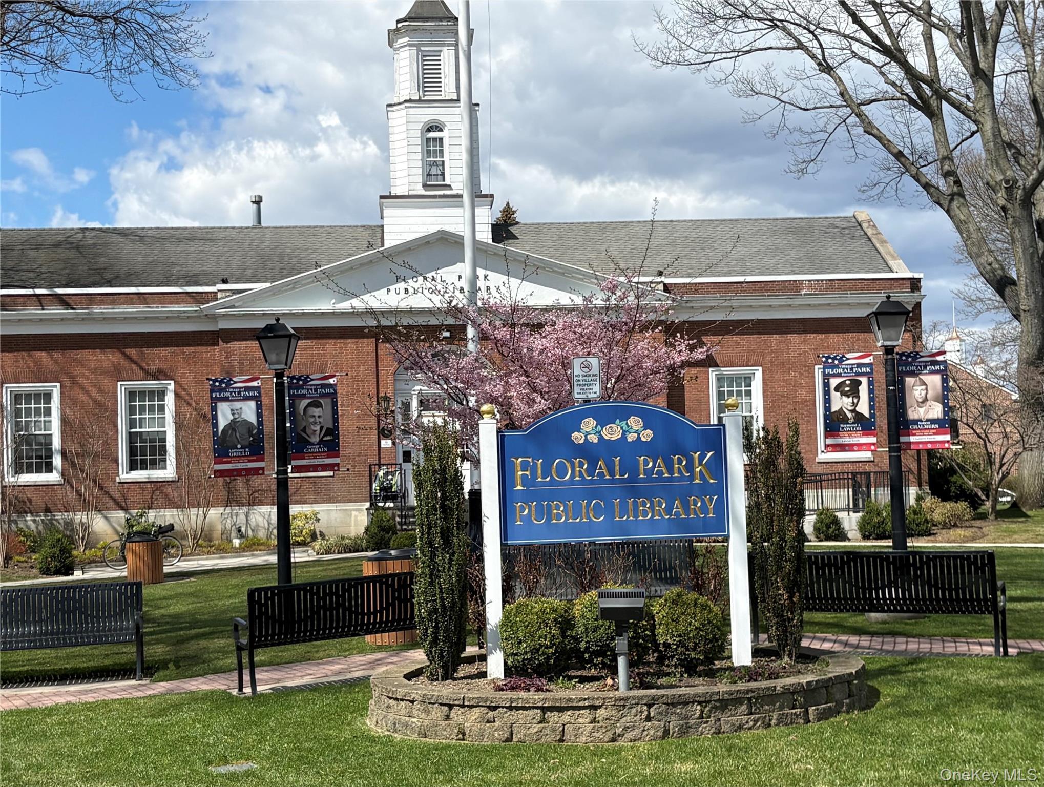 Coop Floral  Nassau County, NY 11001, MLS-976937-21