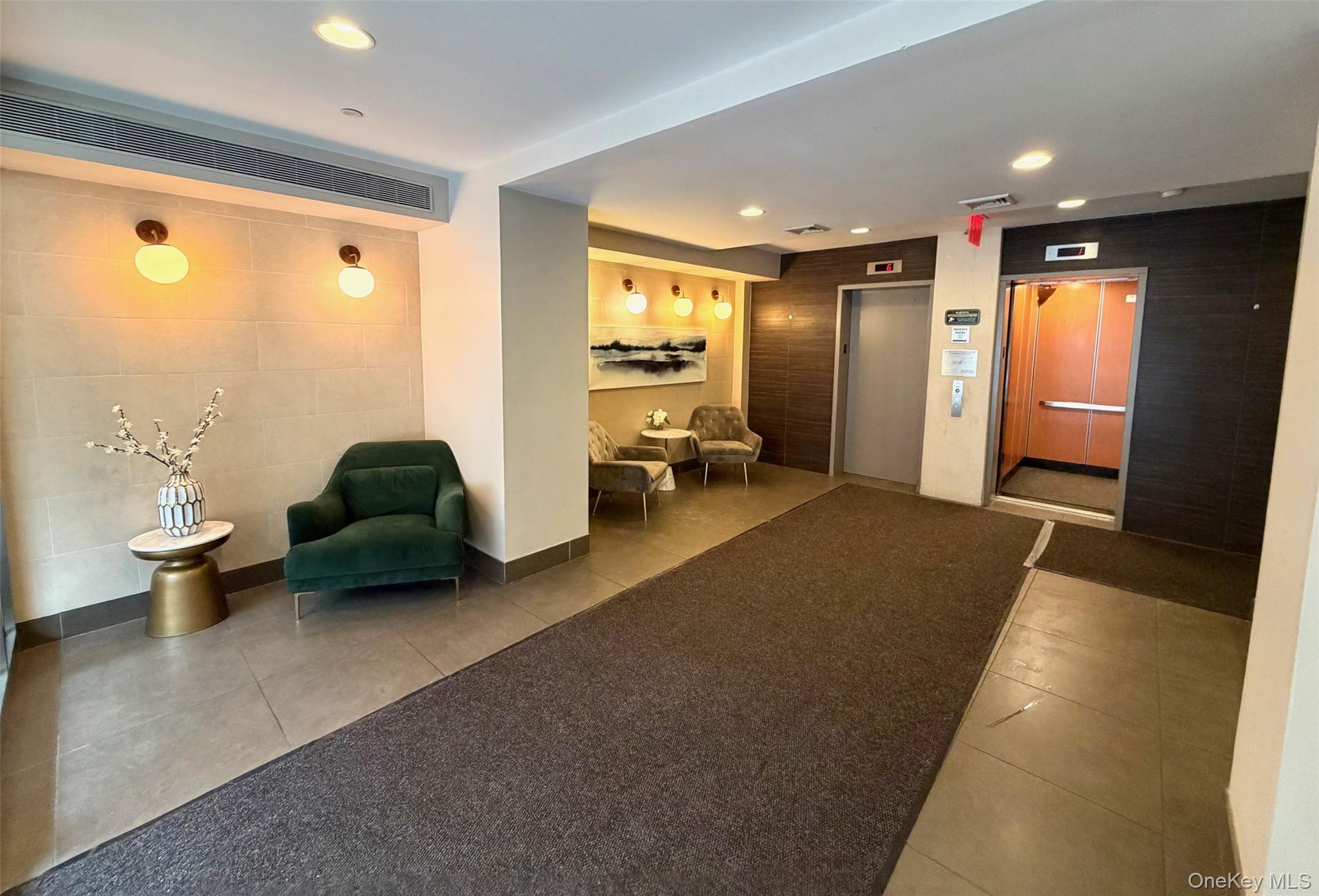 Condo 31st  Queens, NY 11106, MLS-976940-2