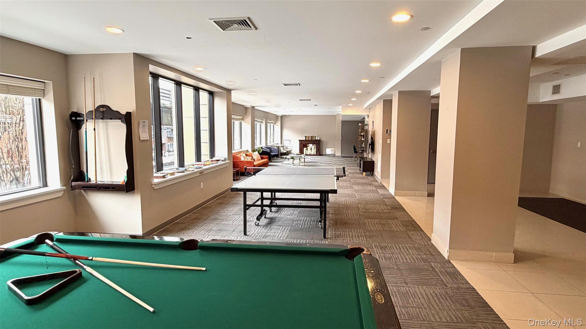 Condo 31st  Queens, NY 11106, MLS-976940-3