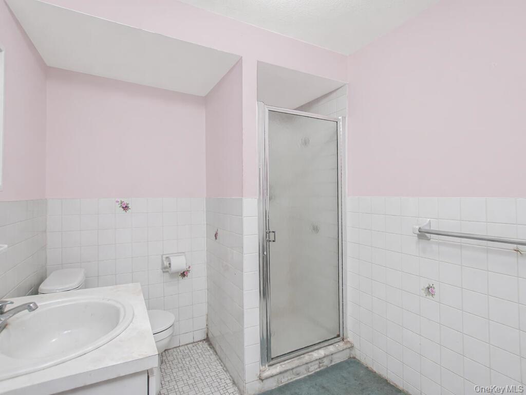 Single Family Boston  Bronx, NY 10460, MLS-976942-14