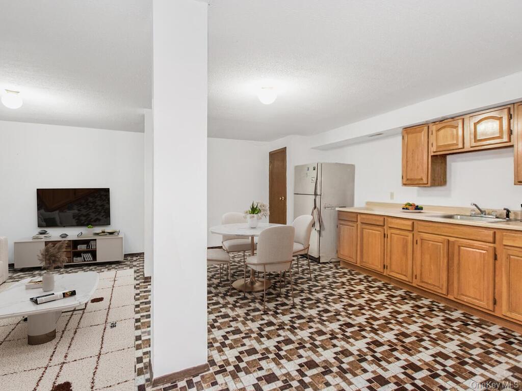 Single Family Boston  Bronx, NY 10460, MLS-976942-17