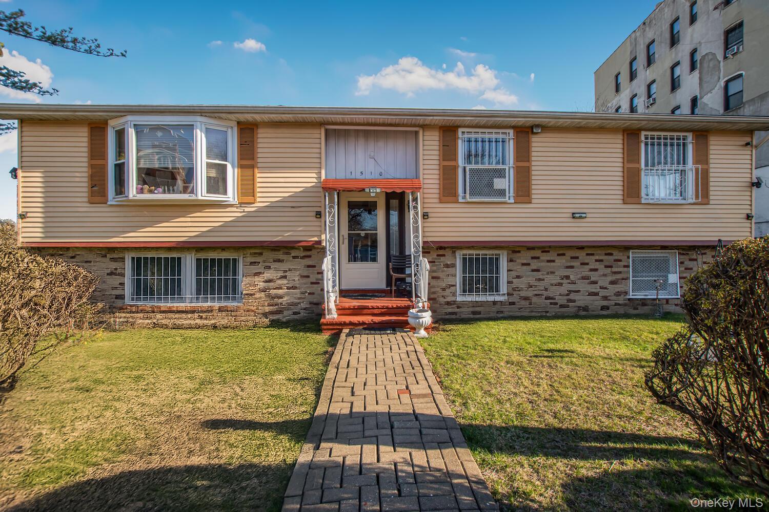 Single Family Boston  Bronx, NY 10460, MLS-976942-28