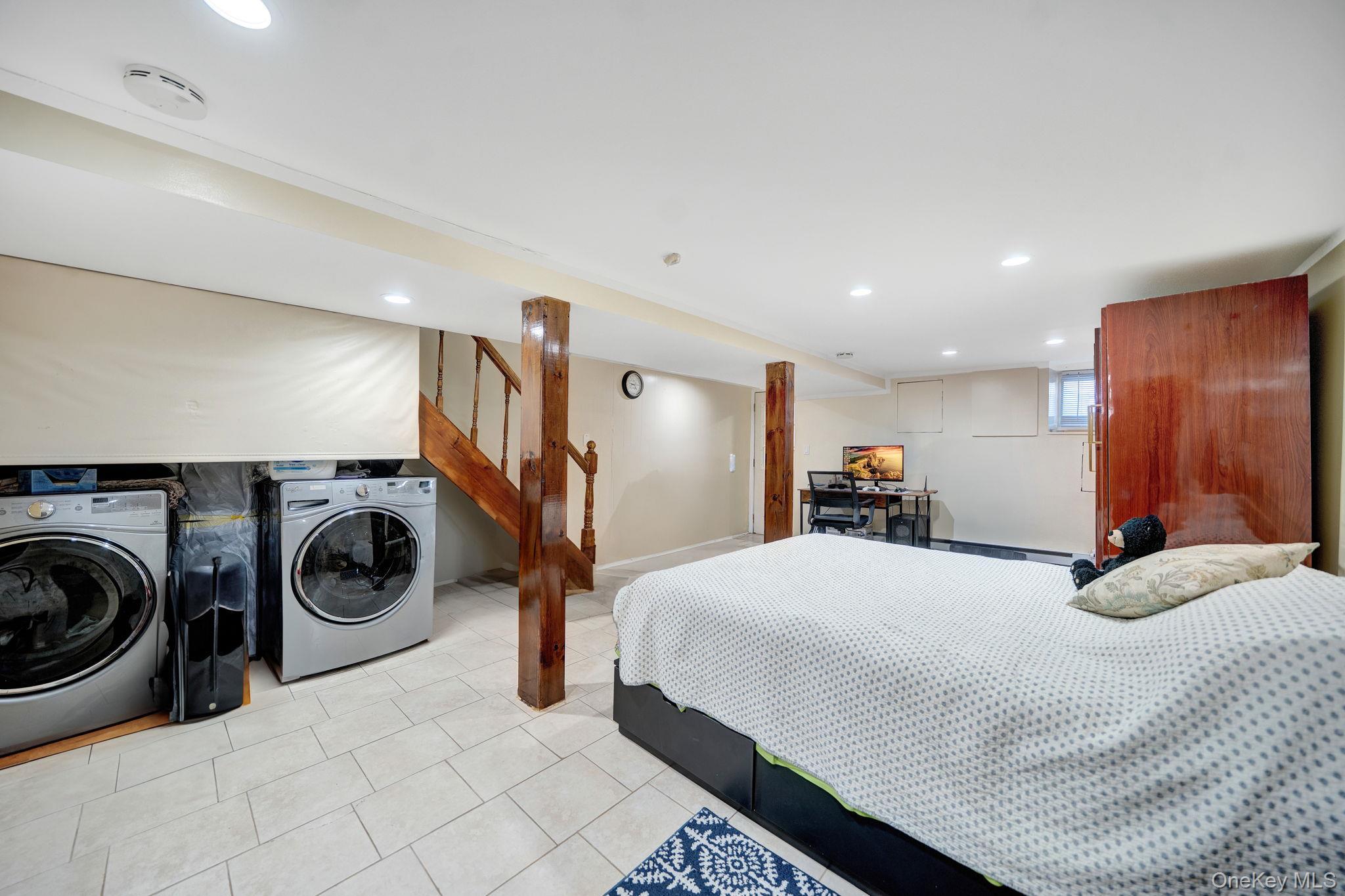 Single Family 88th  Queens, NY 11421, MLS-976950-14