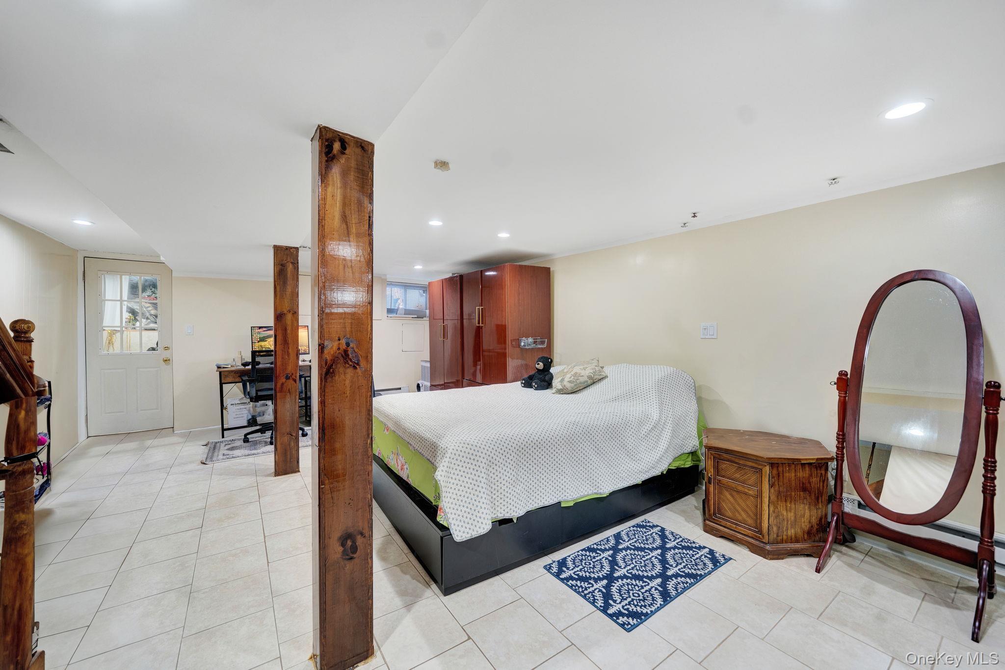 Single Family 88th  Queens, NY 11421, MLS-976950-15