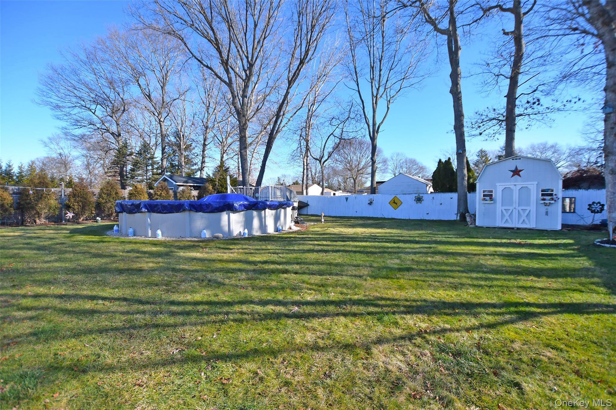 Single Family Randall  Suffolk County, NY 11961, MLS-976951-33