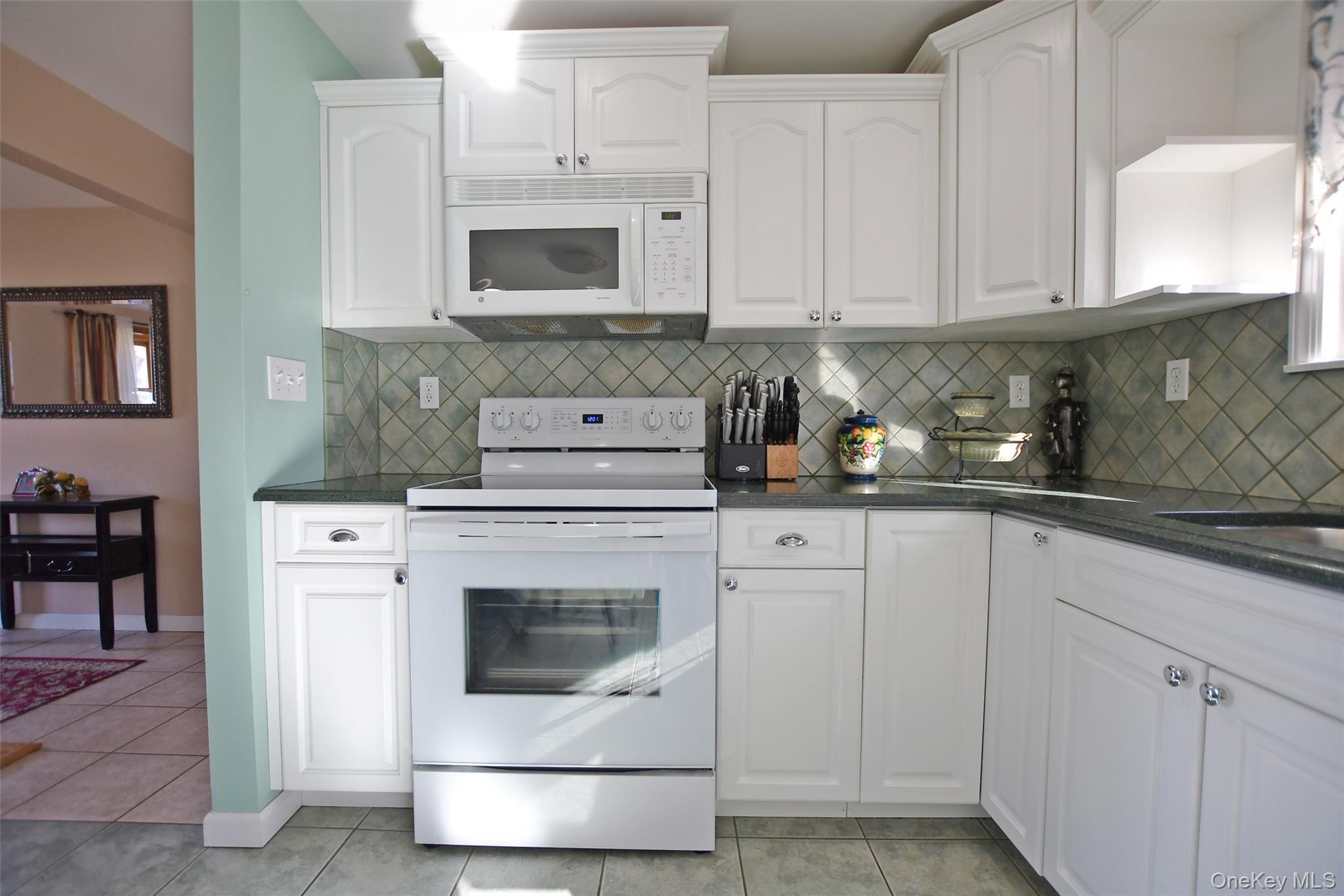 Single Family Randall  Suffolk County, NY 11961, MLS-976951-9