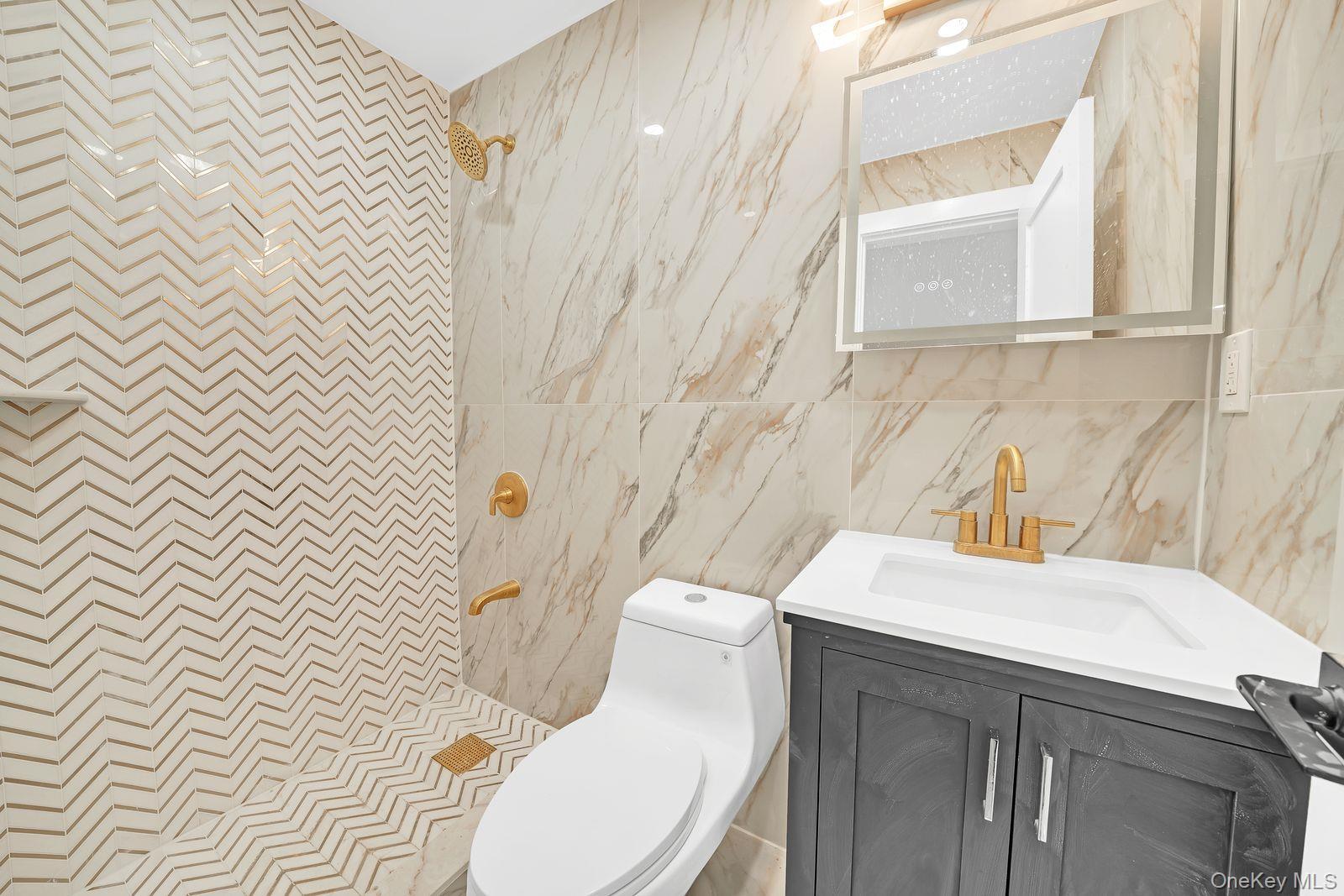 Single Family Hammersley Bronx, NY 10469, MLS-976952-10