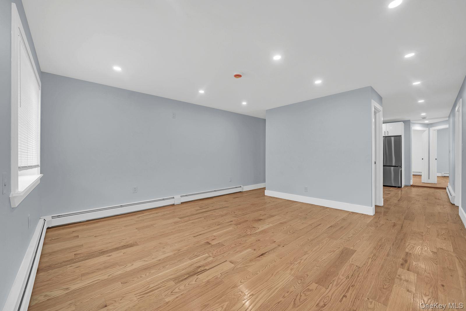 Single Family Hammersley Bronx, NY 10469, MLS-976952-4