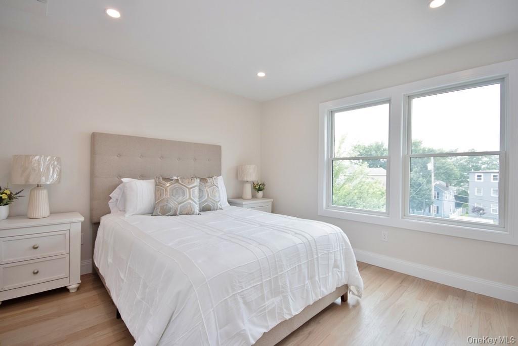 Condo Andrews  Westchester County, NY 10591, MLS-976991-16