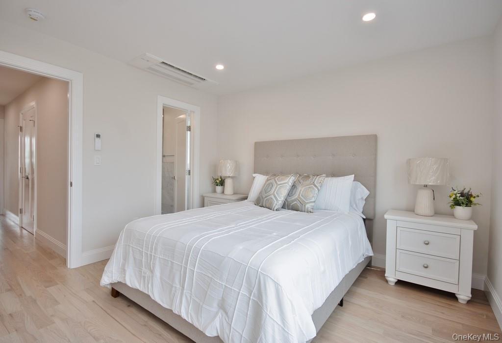 Condo Andrews  Westchester County, NY 10591, MLS-976991-17