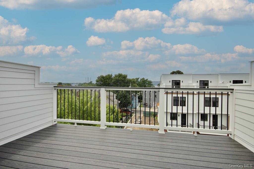 Condo Andrews  Westchester County, NY 10591, MLS-976991-25