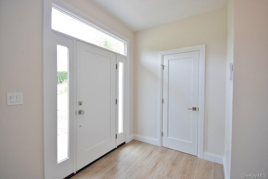 Condo Andrews  Westchester County, NY 10591, MLS-977002-3