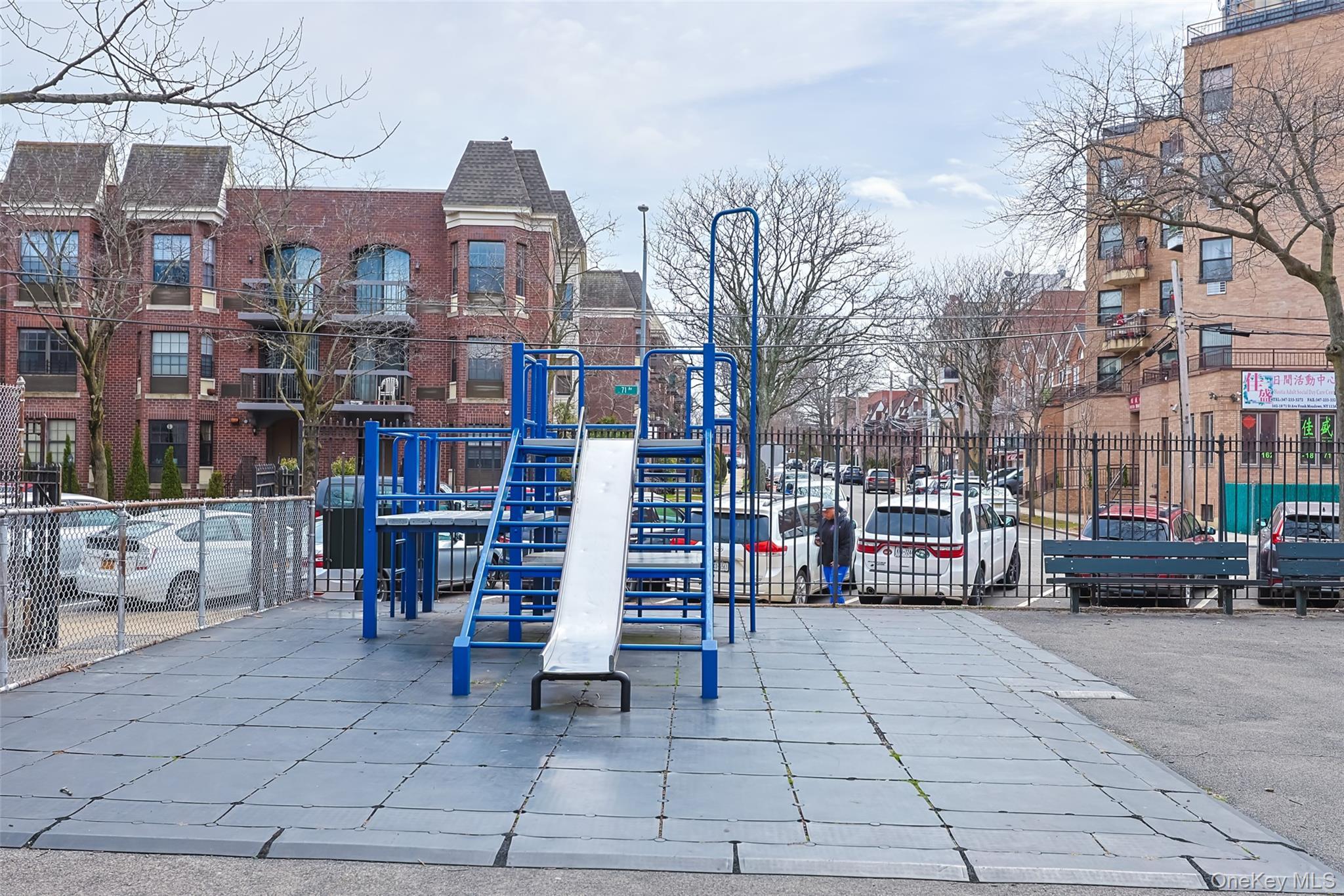 Condo 163rd  Queens, NY 11365, MLS-977007-18