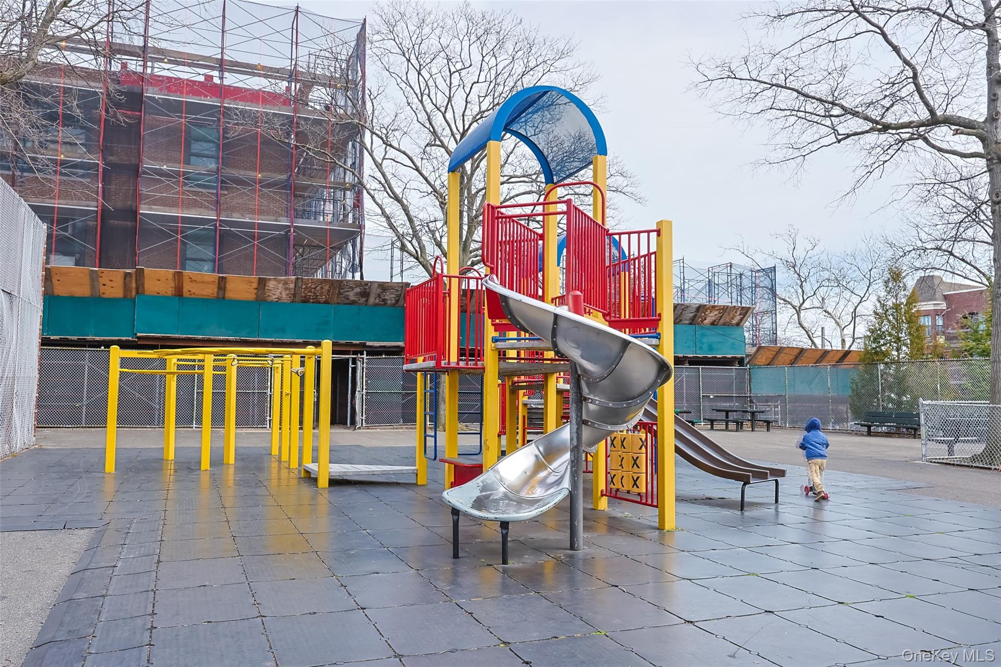 Condo 163rd  Queens, NY 11365, MLS-977007-19