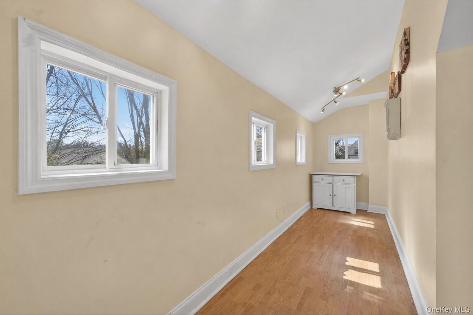 Single Family Hanford  Orange County, NY 10940, MLS-977011-17