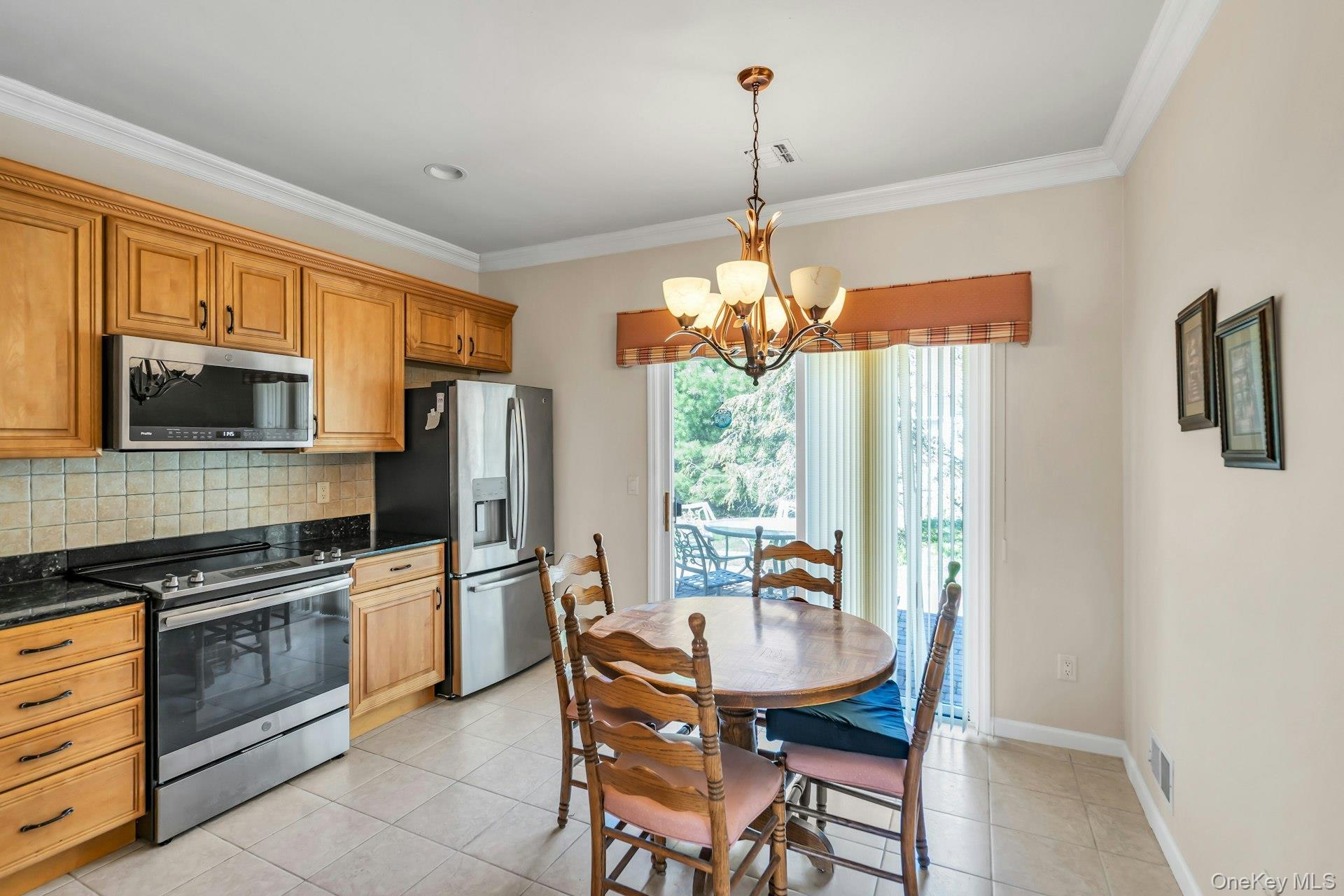 Condo Willam  Suffolk County, NY 11766, MLS-977033-12