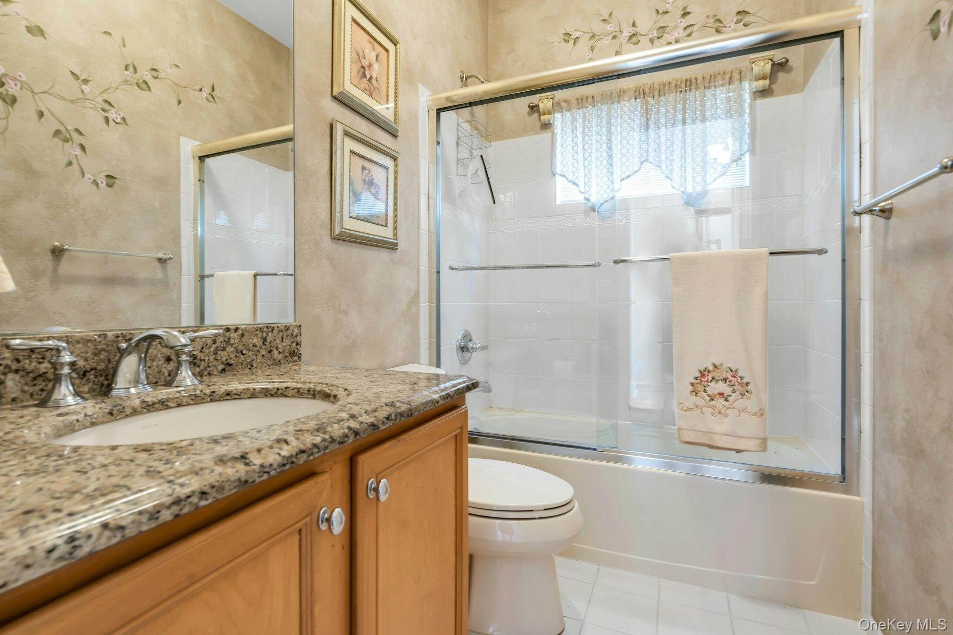 Condo Willam  Suffolk County, NY 11766, MLS-977033-14