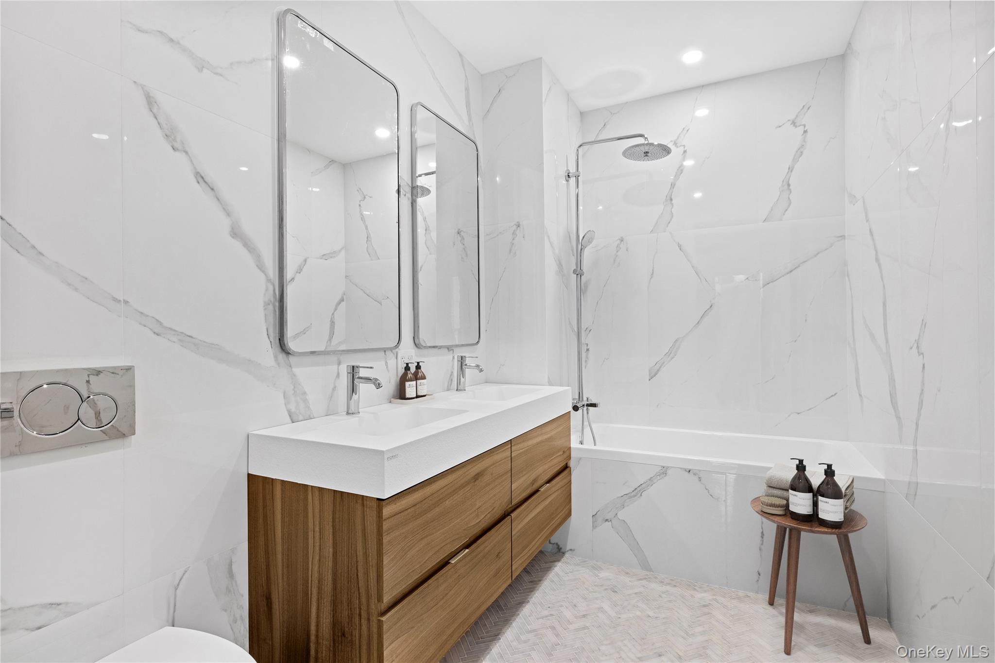 Condo Austin  Queens, NY 11375, MLS-977058-10