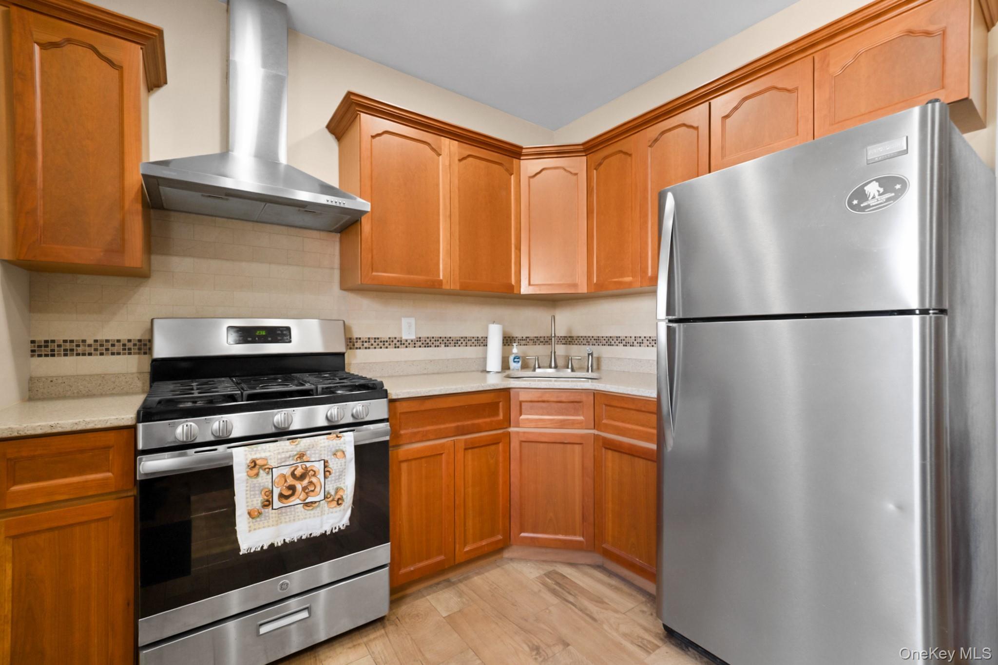 Single Family Sutter  Queens, NY 11417, MLS-977066-8