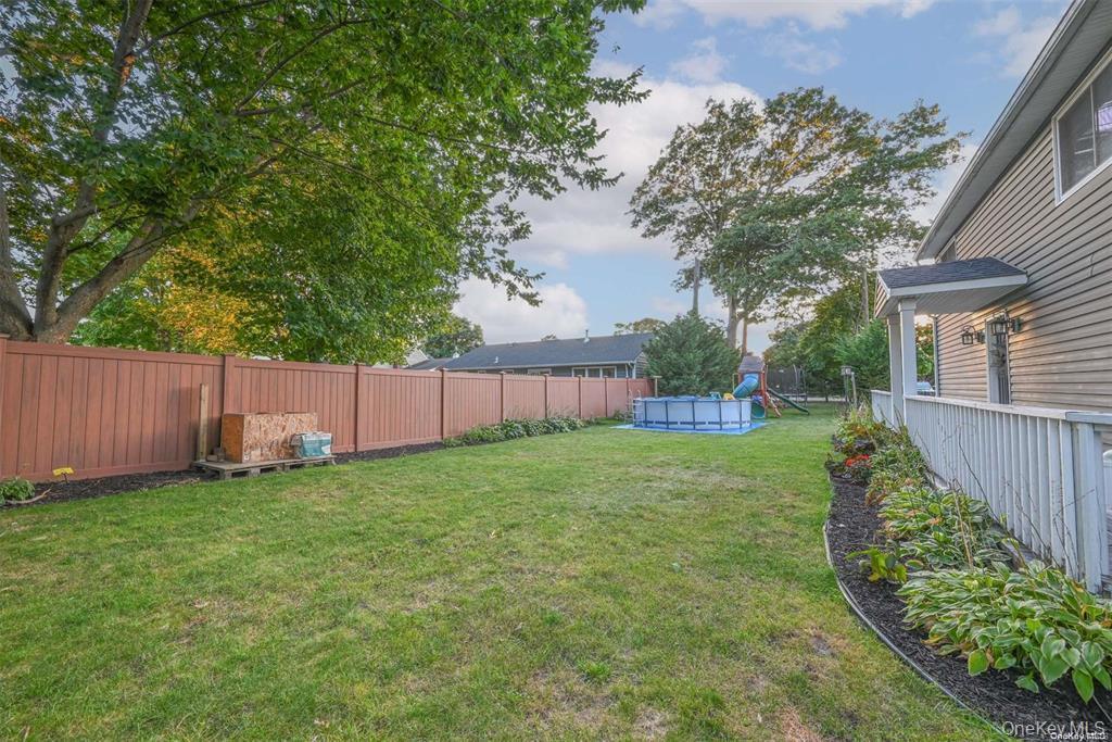 Single Family Jervis Suffolk County, NY 11726, MLS-977068-19