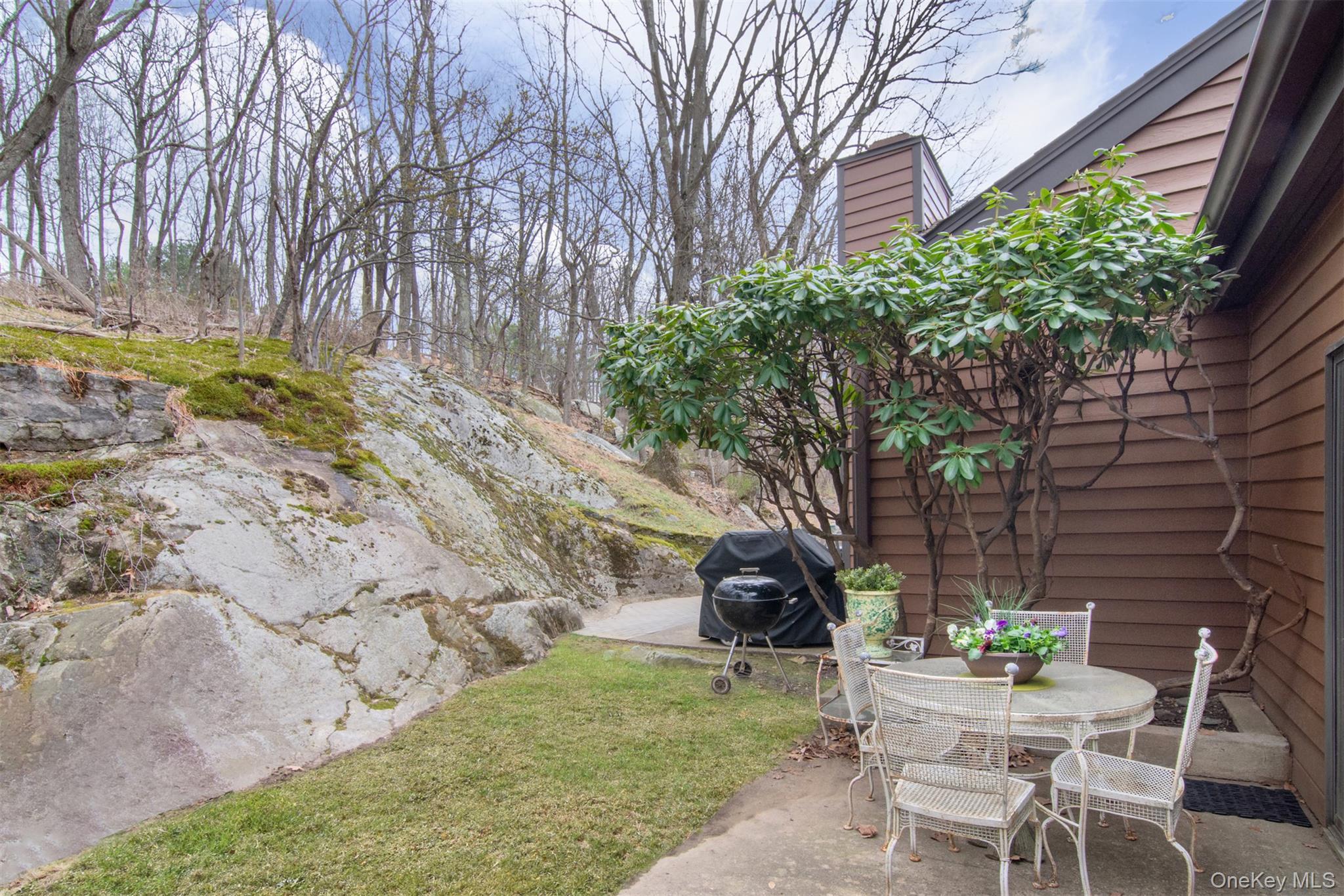 Condo Sunnyside  Westchester County, NY 10533, MLS-977082-23