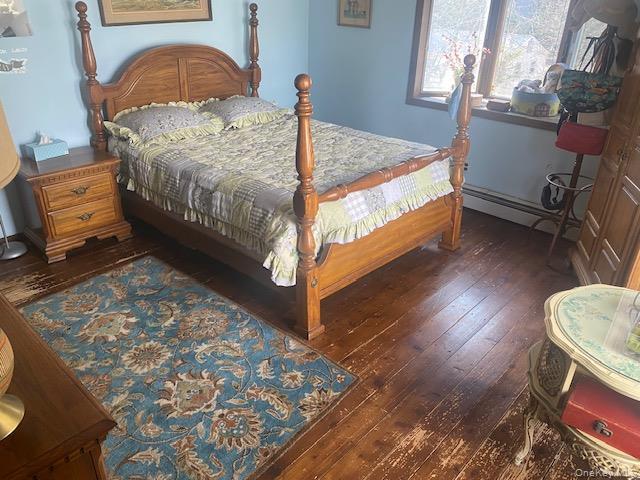 Single Family Glen  Suffolk County, NY 11789, MLS-977090-17