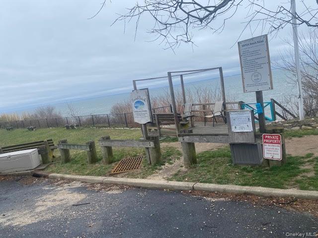 Single Family Glen  Suffolk County, NY 11789, MLS-977090-30