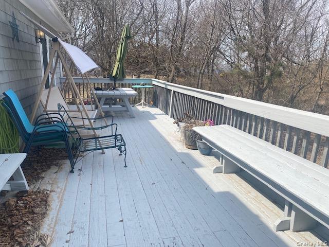 Single Family Glen  Suffolk County, NY 11789, MLS-977090-5