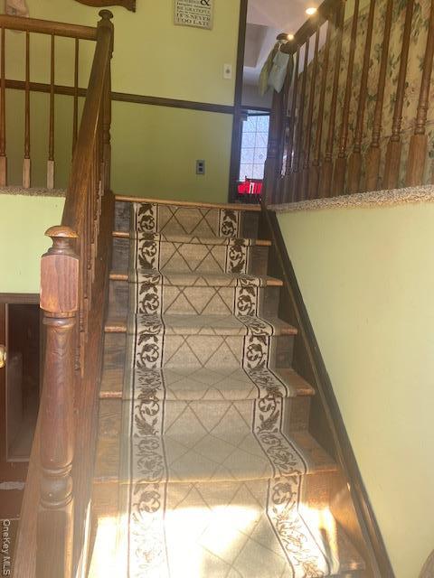 Single Family Glen  Suffolk County, NY 11789, MLS-977090-6