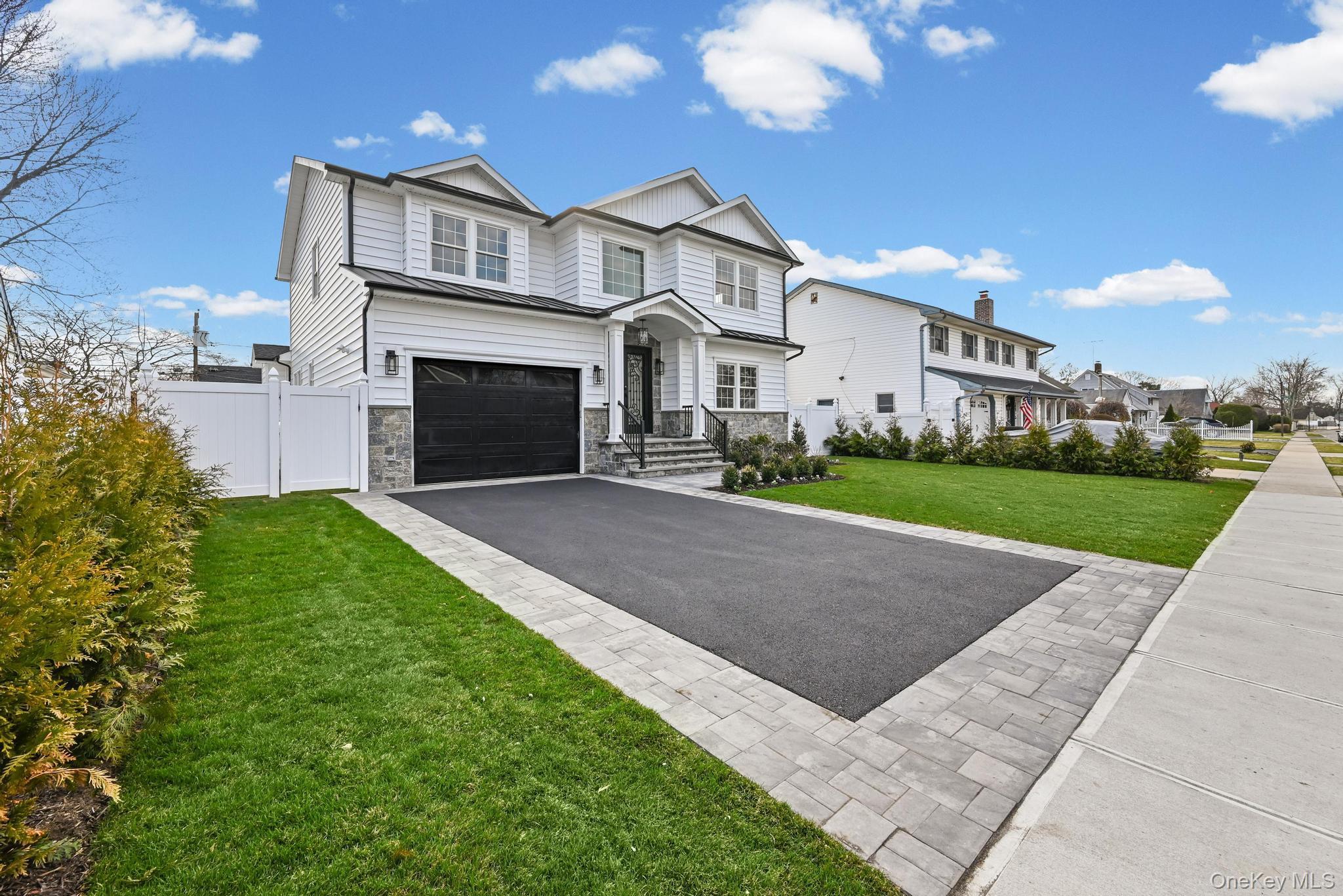 Single Family Grape Lane Nassau County, NY 11801, MLS-977115-2