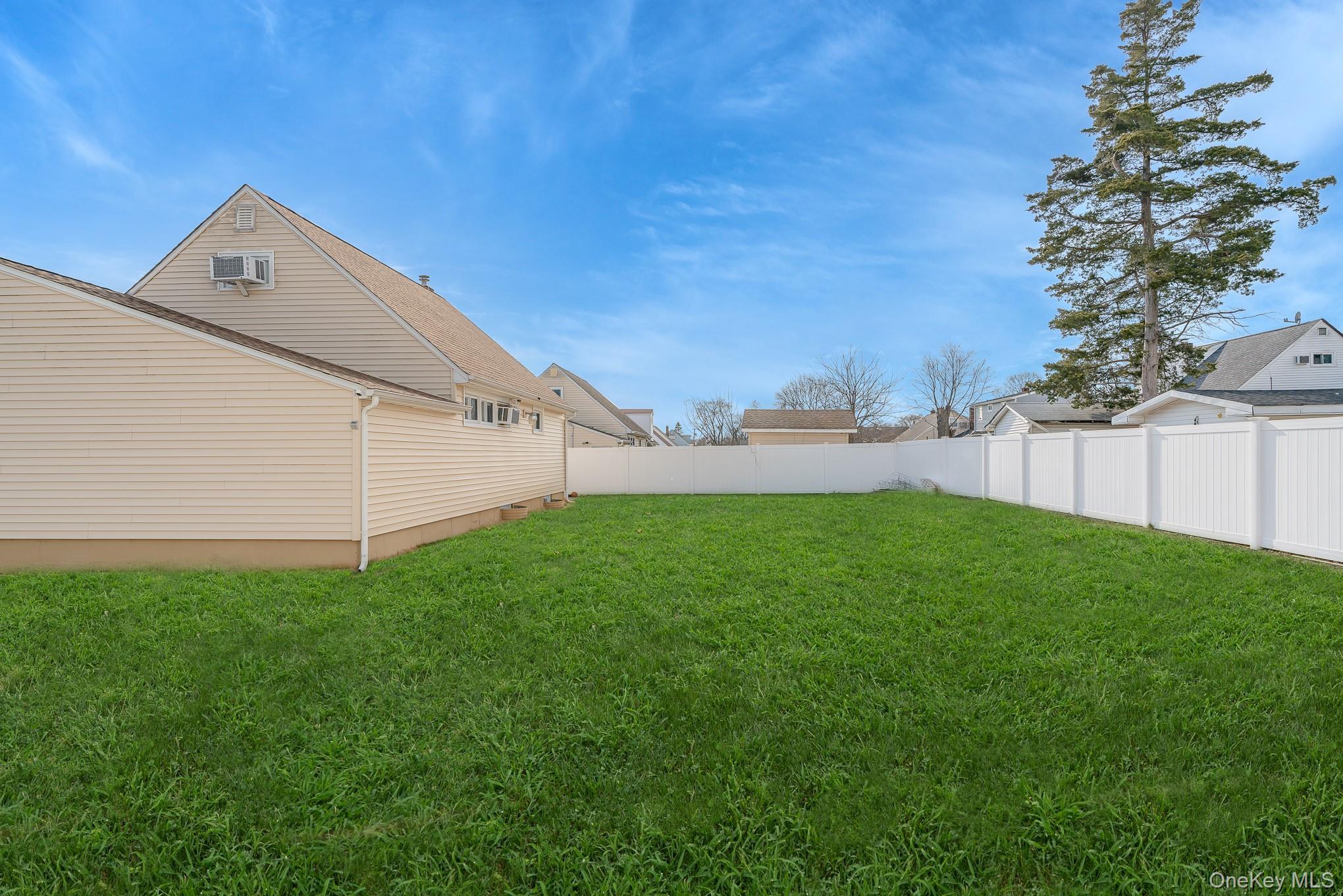 Single Family Irving  Suffolk County, NY 11722, MLS-977123-29