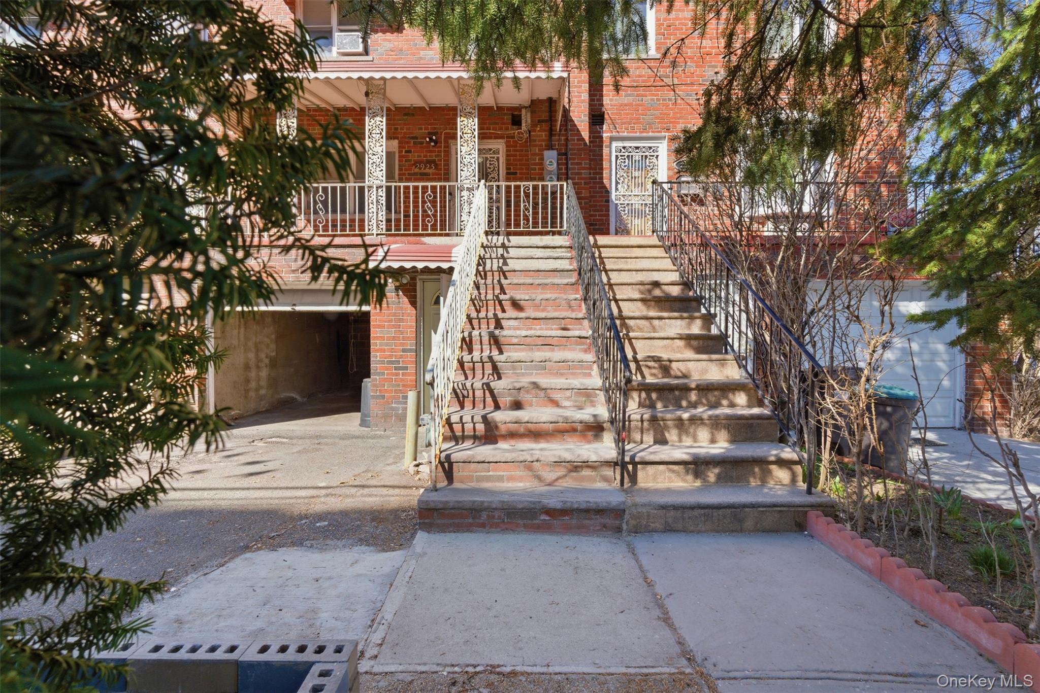 Single Family Wallace  Bronx, NY 10467, MLS-977137-4
