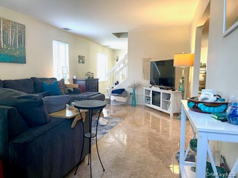 Condo Birchwood  Suffolk County, NY 11727, MLS-977146-5