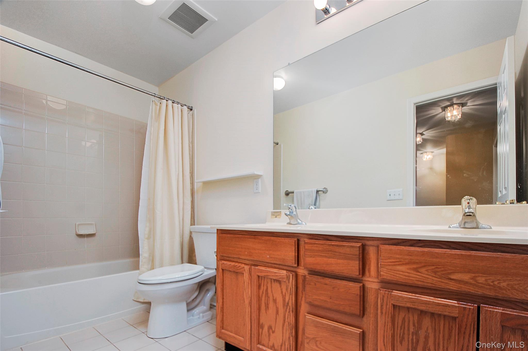 Condo Webster  Orange County, NY 10950, MLS-977154-27