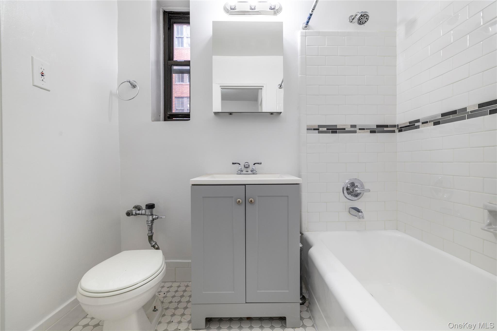 Coop Neilson  Queens, NY 11691, MLS-977165-12