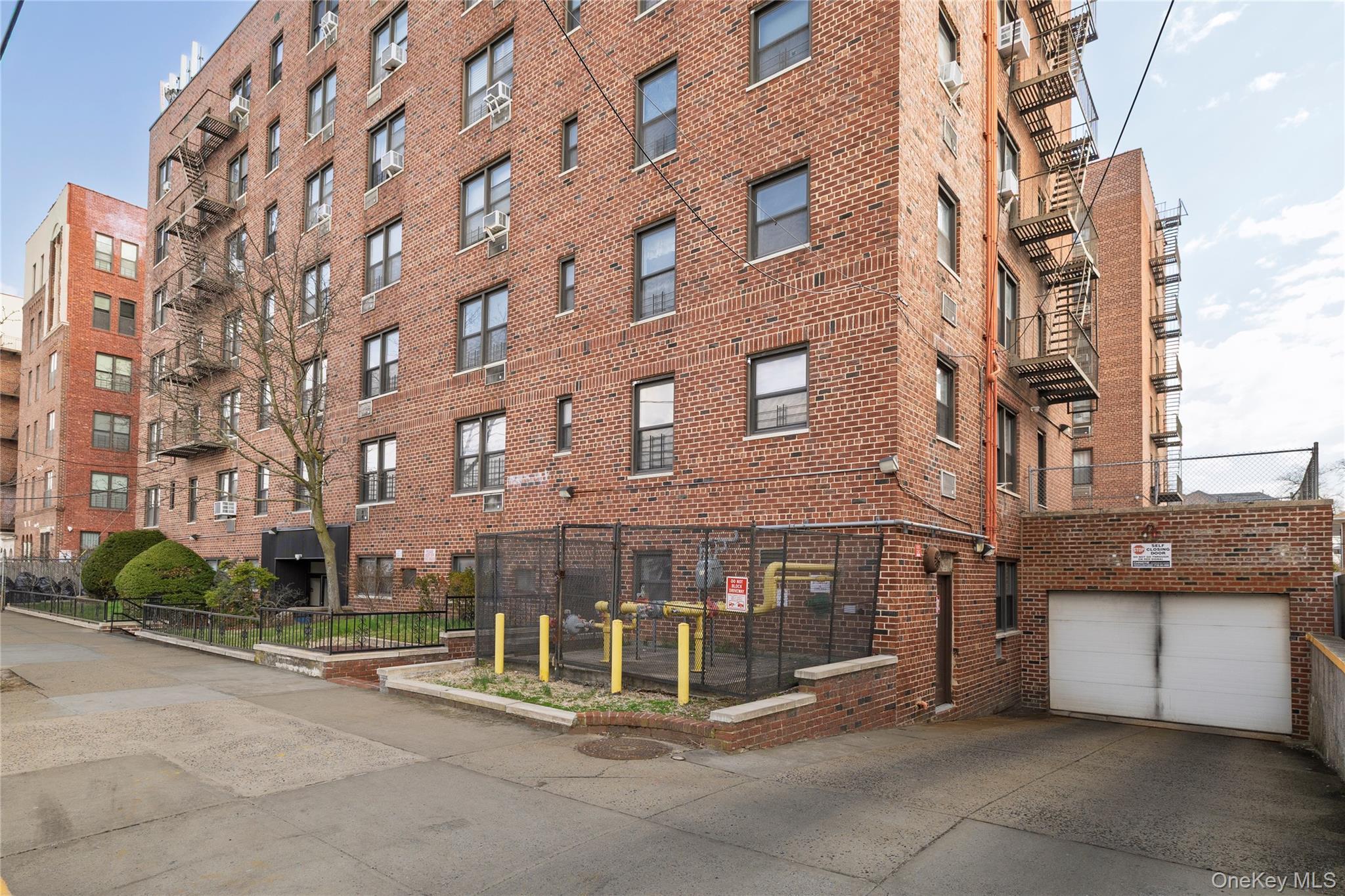 Coop Neilson  Queens, NY 11691, MLS-977165-26