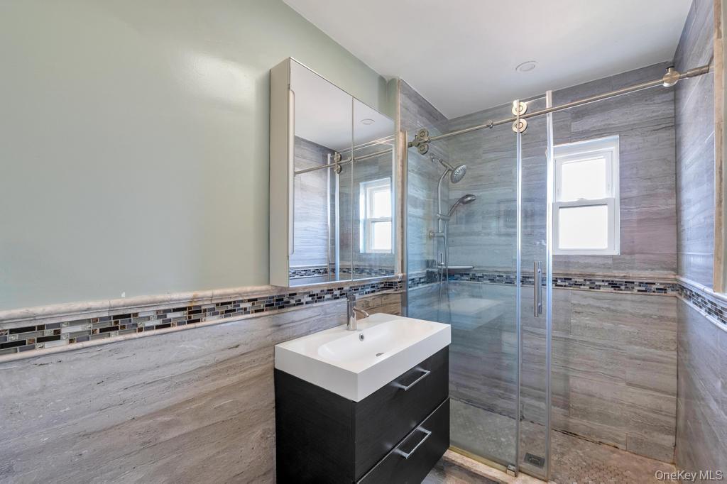 Single Family Fairmount Bronx, NY 10465, MLS-977171-11