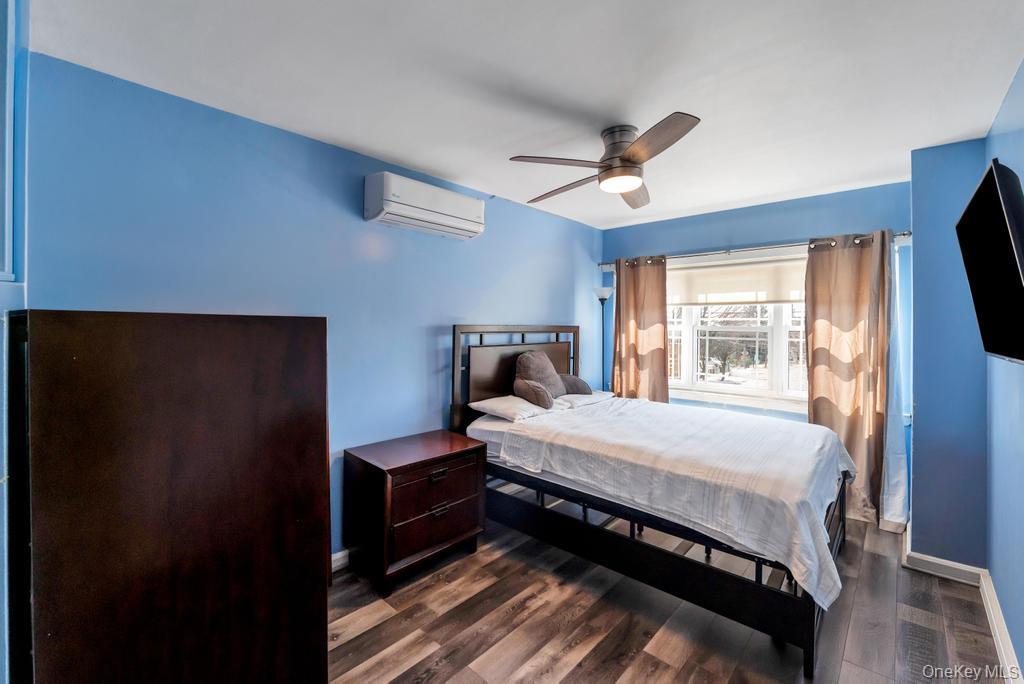 Single Family Fairmount Bronx, NY 10465, MLS-977171-13