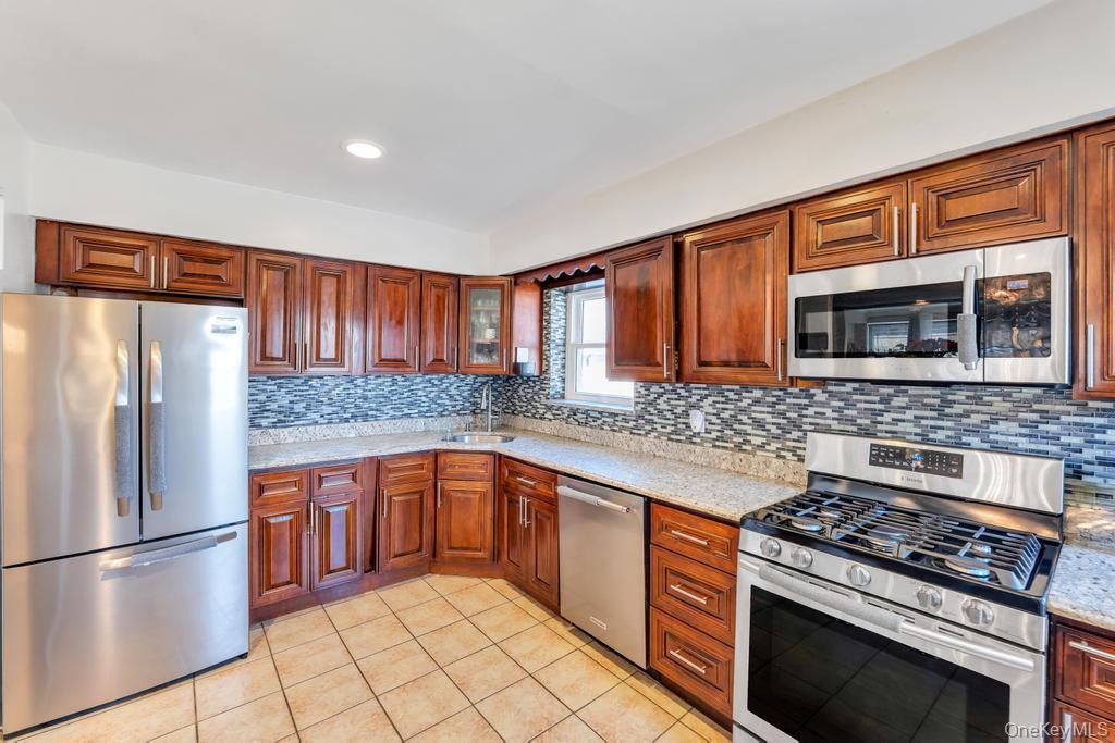 Single Family Fairmount Bronx, NY 10465, MLS-977171-8