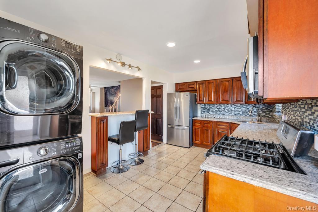 Single Family Fairmount Bronx, NY 10465, MLS-977171-9