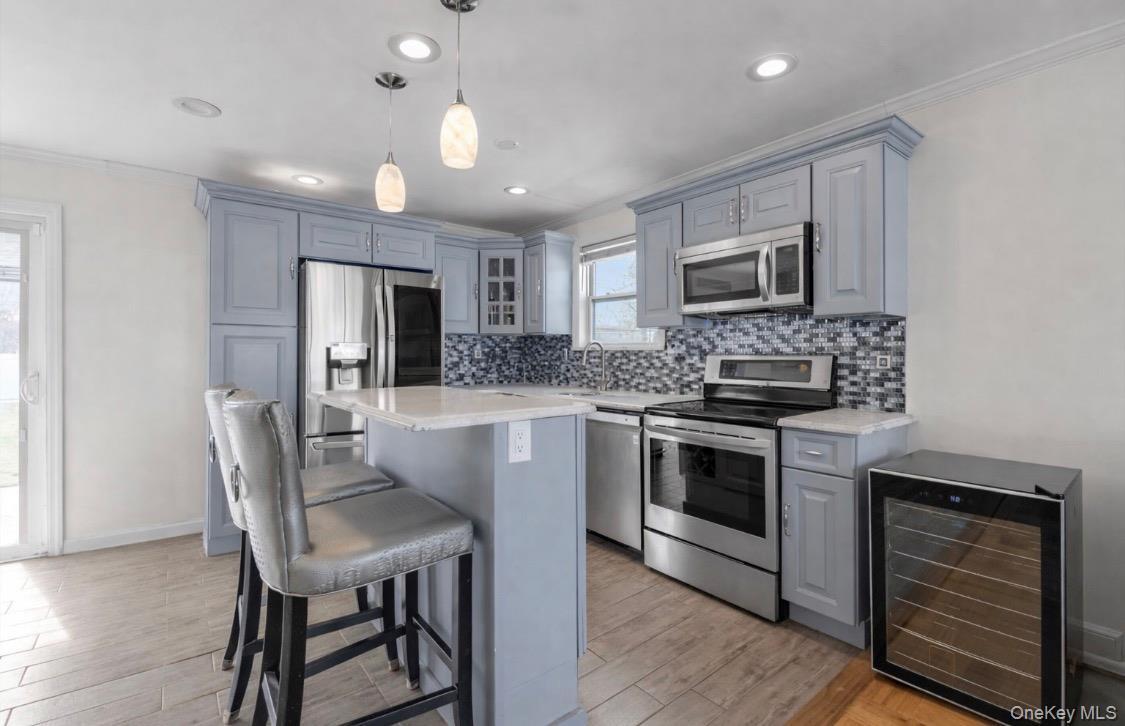 Single Family Silverpine  Suffolk County, NY 11701, MLS-977178-3