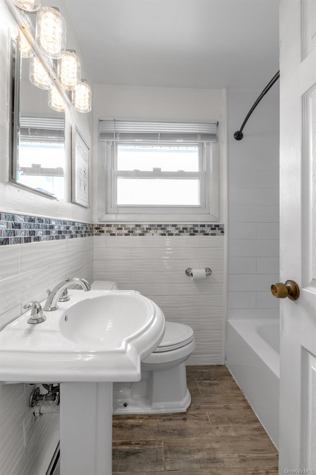 Single Family Silverpine  Suffolk County, NY 11701, MLS-977178-9