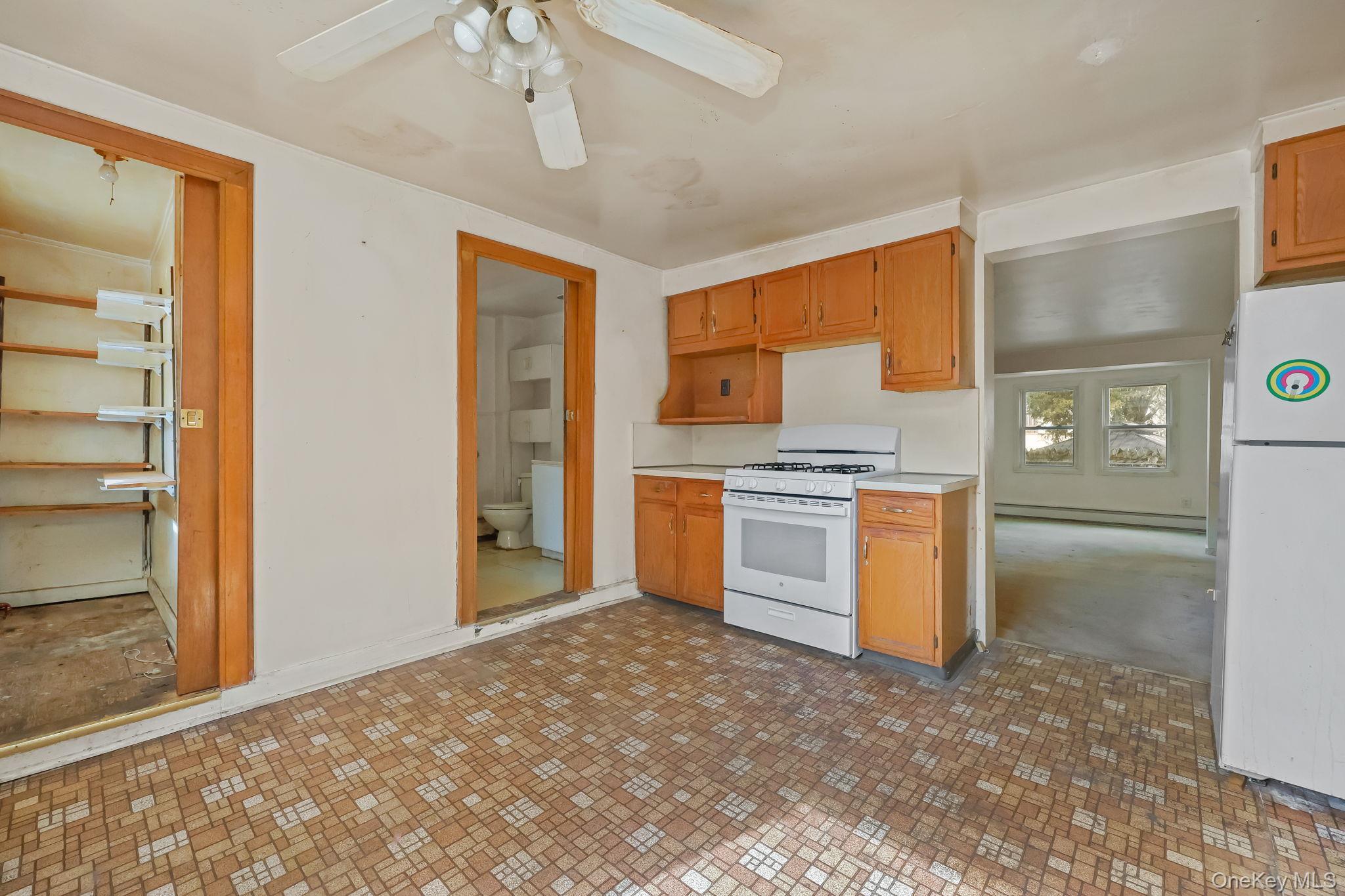 Single Family Henry  Out Of Area, NY 06830, MLS-977182-11