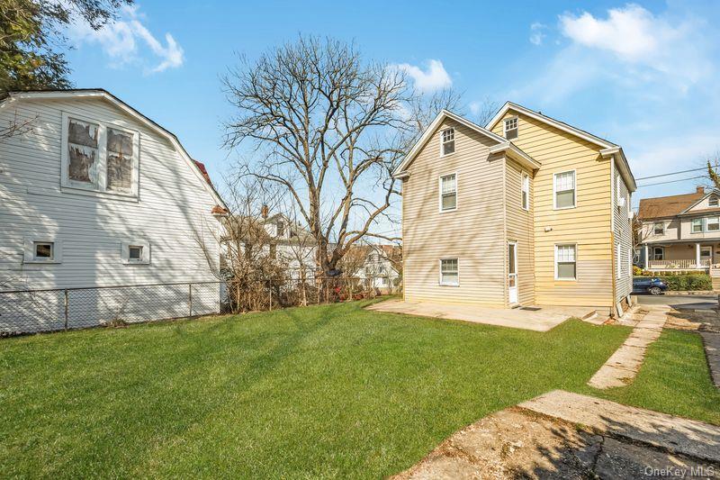 Single Family Mackey Avenue  Nassau County, NY 11050, MLS-977186-29